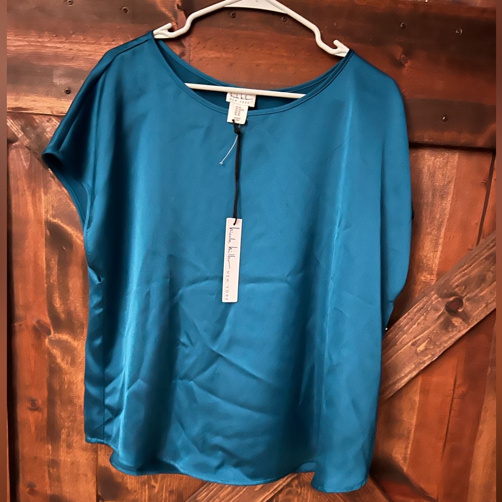 Women’s Blouse